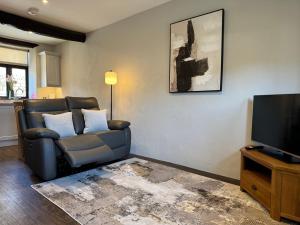 Number Two, Yard 12 Kendal