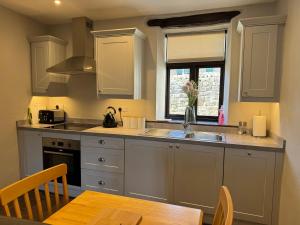 Number Two, Yard 12 Kendal