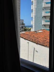 Apartamento incrível em Cabo Frio com localização privilegiada ao lado da praia do forte!