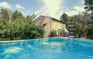 Lovely Home In Cavaillon