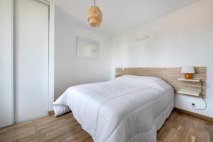 Maisons de vacances Maison renovee pour 8 - 200m Tharon plage : photos des chambres