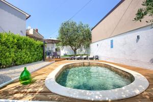 Holiday House Ulika near Pula - Pet Friendly