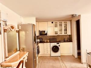 Charming Studio Flat In Sollentuna, Stockholm