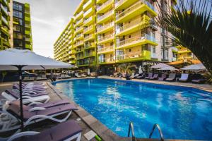 Elkette - Pool & Spa Beach Resort