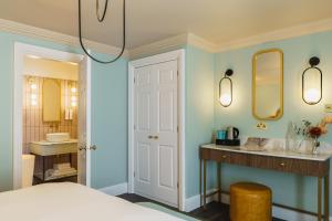 Classic Double or Twin Room room in Grange Hotel