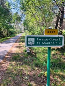 Villas Modern house with pool, between lake and forest : photos des chambres