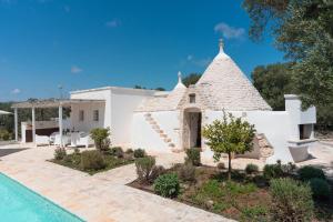 Trullo Eughenea Con Piscina