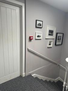 Pitlessie Rooms at Pitlessie Village Inn