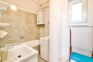 Standard Apartment by Hi5- Dob street