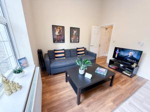Cosy 2-bedroom Flat with FREE Wi-Fi in Shepherds Bush near Westfield