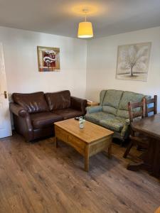 Modern cosy sleeps 5 ground floor central MD