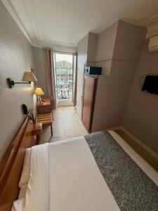 Double Room room in Hotel Richmond Gare du Nord