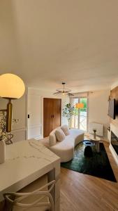 Le Jeanne dArc -Best quality - Amiens Center