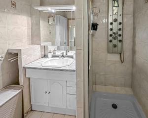 Appartements Balcon, Fibre rapide & Parking : photos des chambres