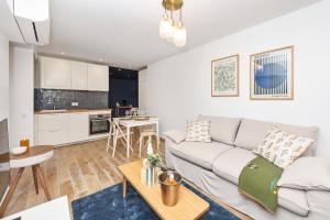 2mn Monaco - Coquet appartement rénové - DM