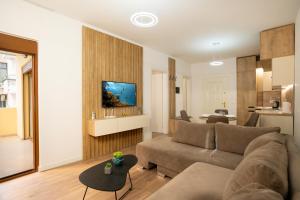 Summertime Apartment