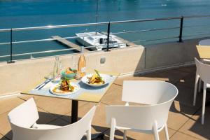 Hotels Golden Tulip Hotel & Rooftop Martigues Provence : photos des chambres