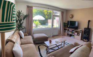The Shades - Bliss In The Heart of Windermere
