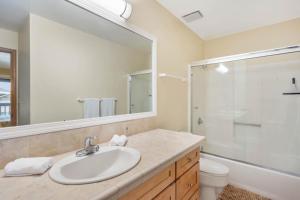 Big Island Lunapule Condos 205B by Coldwell Banker Island Vacations