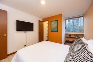 Cómodo y recién remodelado apto de 2 habitaciones cerca a Provenza