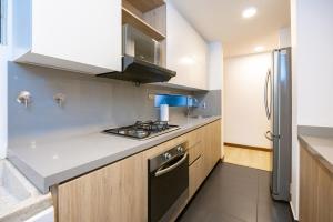 Cómodo y recién remodelado apto de 2 habitaciones cerca a Provenza