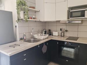 Appartements Beautiful - private terrace - Wi-Fi - air conditioning : photos des chambres