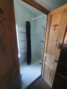 Villas Maison 8 personnes avec piscine chauffee en Ardeche Safari Peaugres : photos des chambres