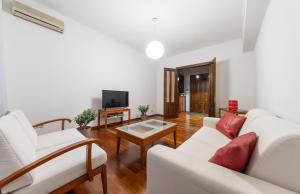 2х комнатная, Крещатик 23, VIP, Центр, Просторная, Тихая