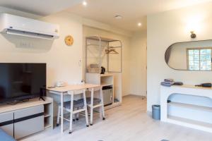 Shizuka House - 500 m walk to BTS Phrom Phong