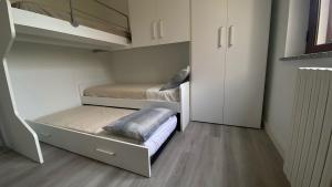 Blu Caletta - waterfront apartment with garden img22