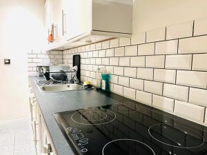 Spacious flat on the High St