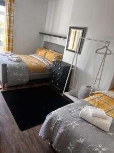 The Follonsby hot tub Retreat with own bar near city centre