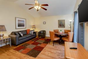 3 Bedroom Home Perfect for Groups