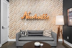 Beautiful Condo for 4 Mins to Nashville Nightlife