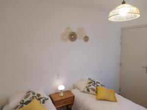 Hotels Logis Hotel Restaurant Cruzel : photos des chambres