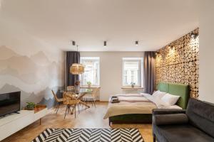 Stylish flat near Rynok Square-Self check-in & Netflix