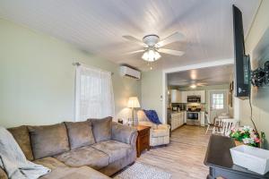 1 Mi to Ocala Dtwn Square Home with Yard!