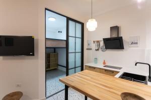 Brand new apartment close to the beach Ap 3