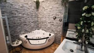 Le Lavandin classé 3 étoiles - 3hvězdičkové hotely ve městě Riez