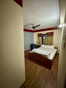 Lake Forest Guest House