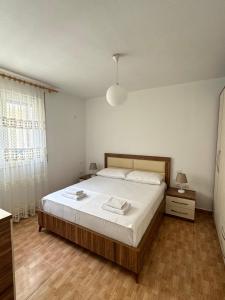 Mona Seaside Apartment with Parking