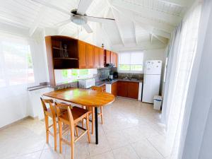 TROPICAL SUITES VILLAS and HOMES - BEACH CLUB, SPA, RESTAURANTS - playa LOS CORALES