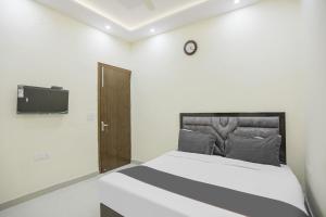 Hotel O city light guest house