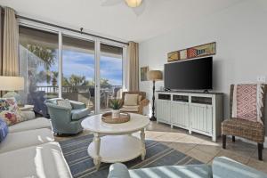 Beach Club Bristol 201 condo