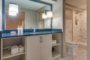 Charming Retreat for 2 Near Downtown & Broadway