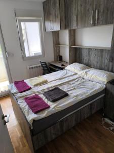 Apartment for a day, Zemun, Altina, two rooms