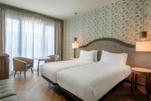 Standard room, Guest room, 2 Twin/Single Bed(s) room in AC Hotel Ciudad de Sevilla