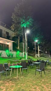 Ivertubnis Party House