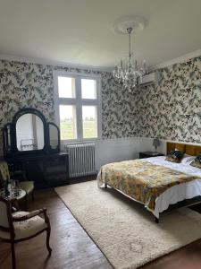 B&B / Chambres d'hotes Chateau La Croix De Millorit : photos des chambres