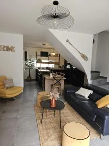 Location Hauterives